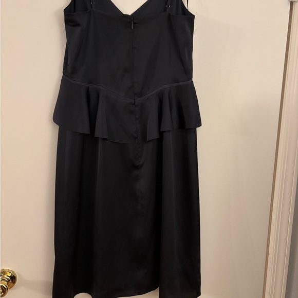 Banana Republic Satin Peplum Dress in Navy Blue - Picture 2 of 3